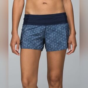 Lululemon Athletica Navy Patterned Athletic Shorts - Size 4